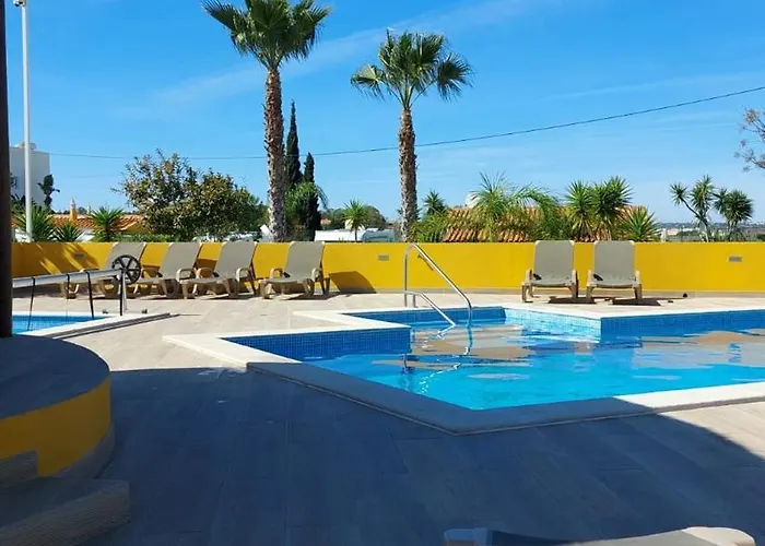 홀리데이파크 Casinha Da